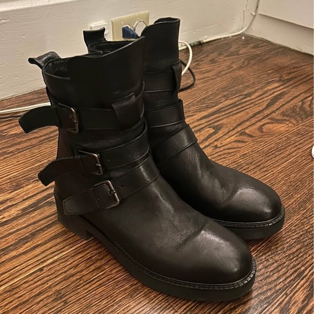 Emmanuel Crasto made in Italy leather mid calf moto style boots with buckles